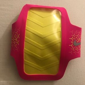 Nike Phone Armband